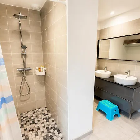 Grande Maison Familiale Climatisee Avec Piscine Chauffee - 12 Personnes * 旧圣日龙